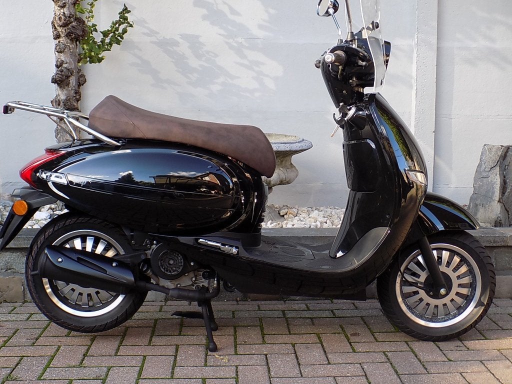scooter vespa model Explorer Qiup 50cc B klasse , Comme neuf, Classe B (45 km/h), Enlèvement, Essence