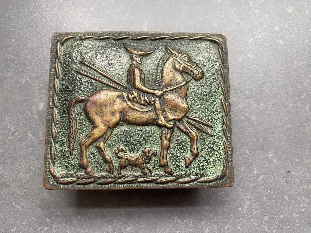 Boîte en bronze Max Le Verrier Cavalier Macédonien vintage, Enlèvement ou Envoi, Bronze