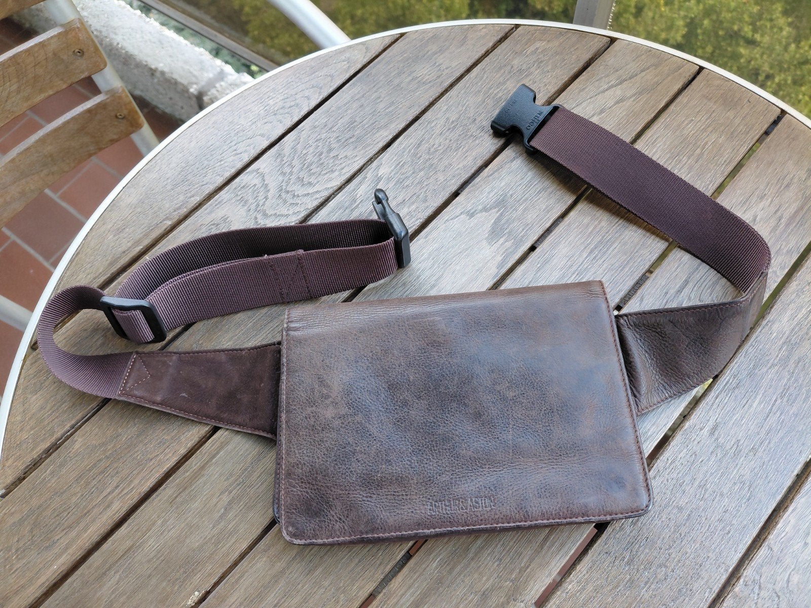 Sac banane en cuir brun  unisexe, Enlèvement, Brun, Cuir