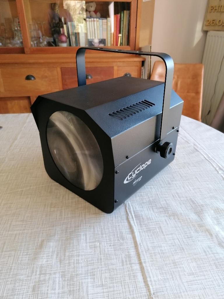 CYCLOPE JB Systems, Musique & Instruments, Lumières & Lasers, Utilisé, Lumières, Commande sonore, Couleur, Effet stroboscopique