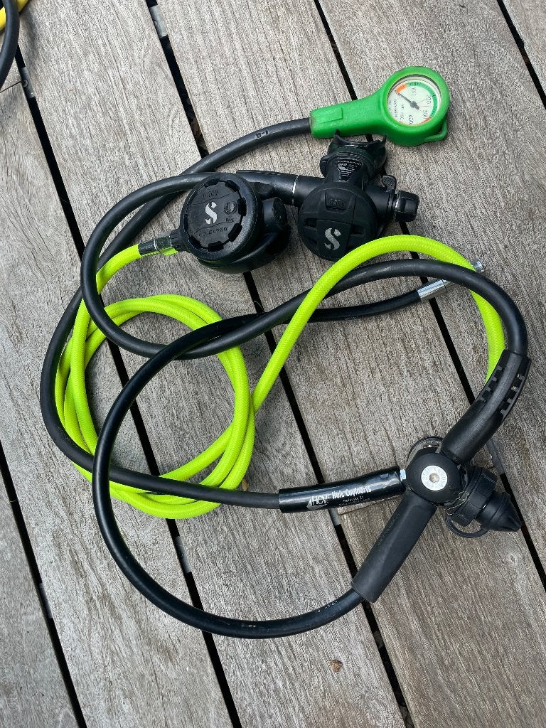 Ontspanner met octopus en manometer, Watersport en Boten, Duiken, Ophalen, Gebruikt, Overige typen