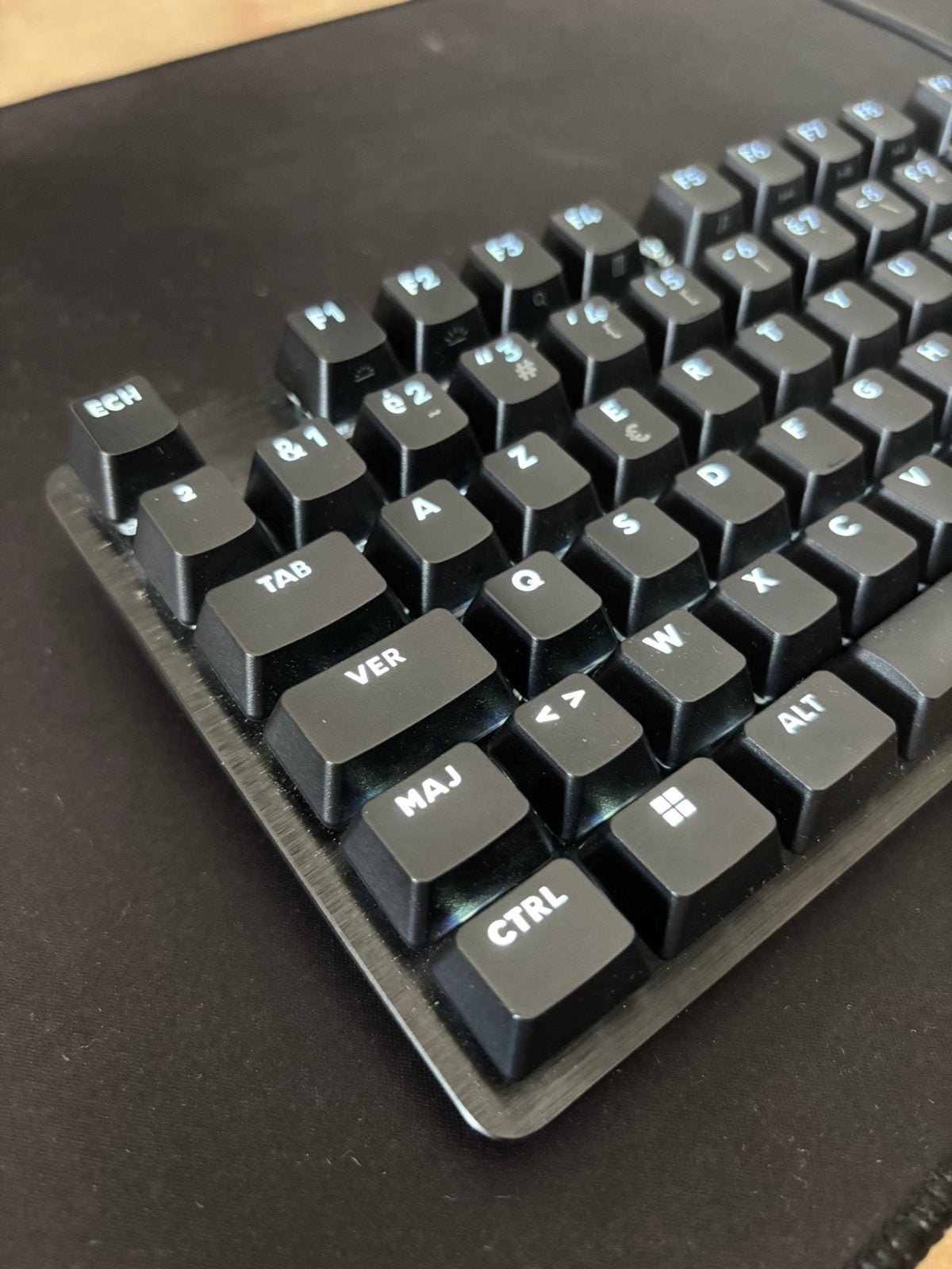 Clavier logitech G414 TKL SE Mechanique, Informatique & Logiciels, Enlèvement, Comme neuf