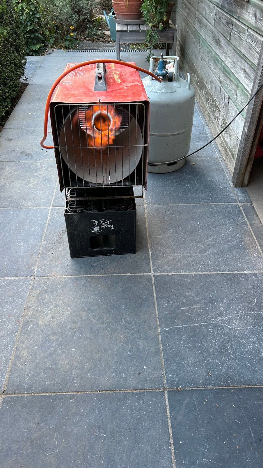 Gasverwarming met ventilator voor grote ruimte, Doe-het-zelf en Bouw, Verwarming en Radiatoren, Ophalen, Gebruikt, Minder dan 200 watt