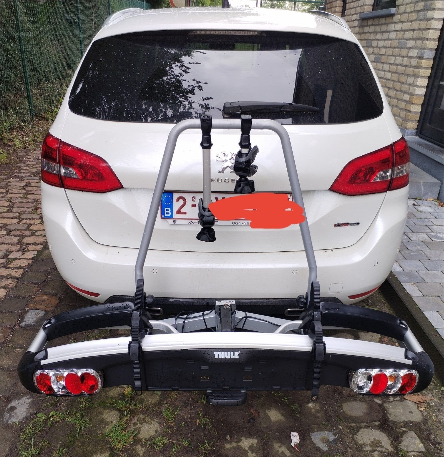 Porte vélo Thule avec rampe compatible électrique, Ophalen, 2 fietsen