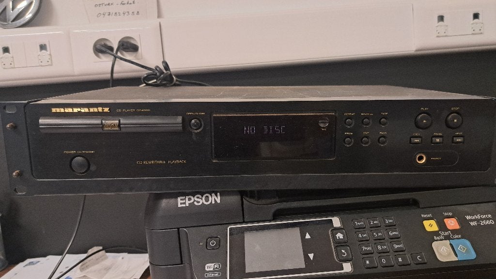 Marantz CD 4000 Pro . Lecteur CD, Enlèvement, Utilisé, Marantz