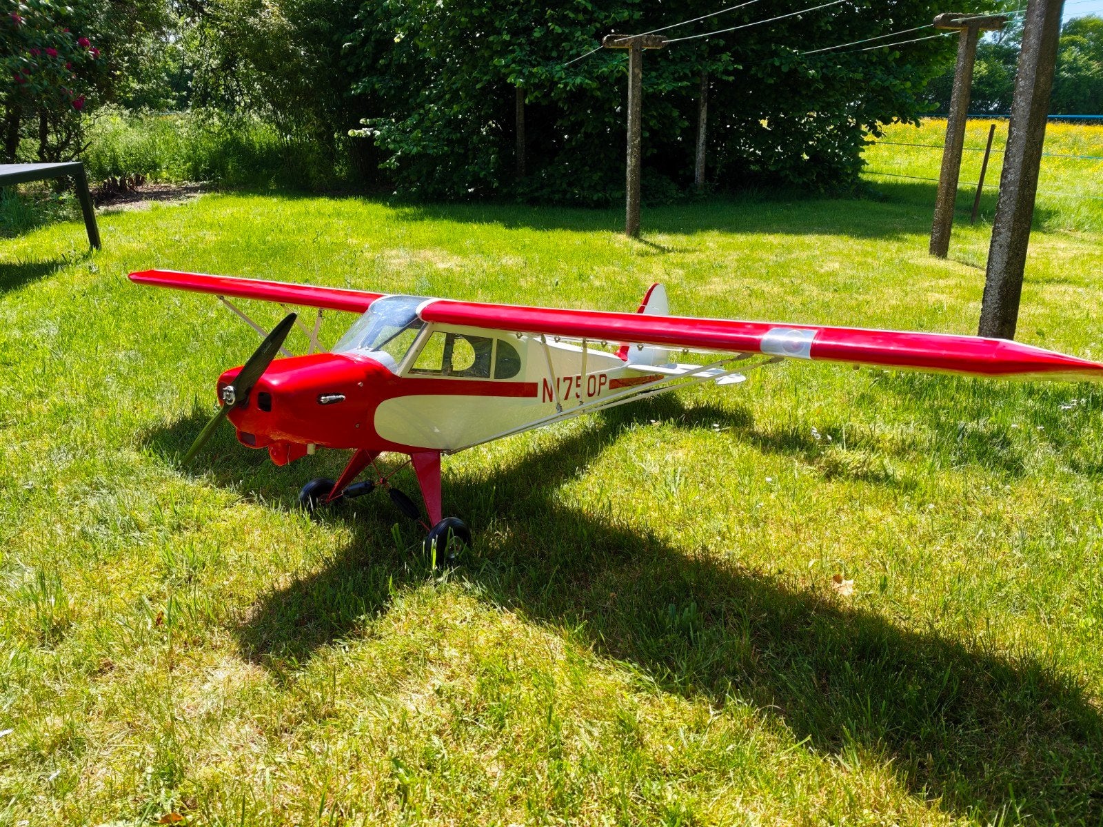 Avion PA-18 2m74 d'envergure dle40, Enlèvement, Comme neuf, Essence