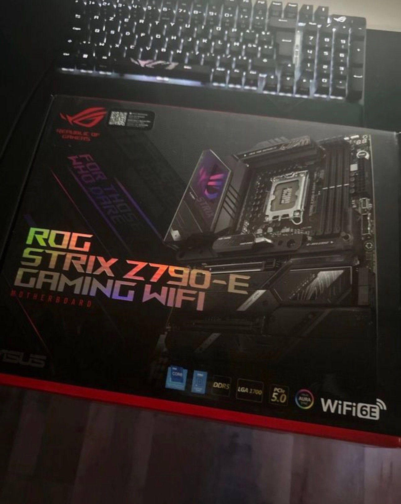 I7 14700k + Z790 ROG STRIX, Enlèvement ou Envoi, Comme neuf, Intel, DDR5