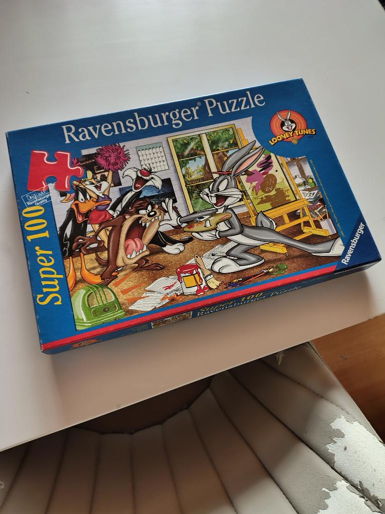 puzzel 100 stuks xl Looney Tunes merk Ravensburger, Ophalen of Verzenden, Minder dan 500 stukjes, Gebruikt, Legpuzzel