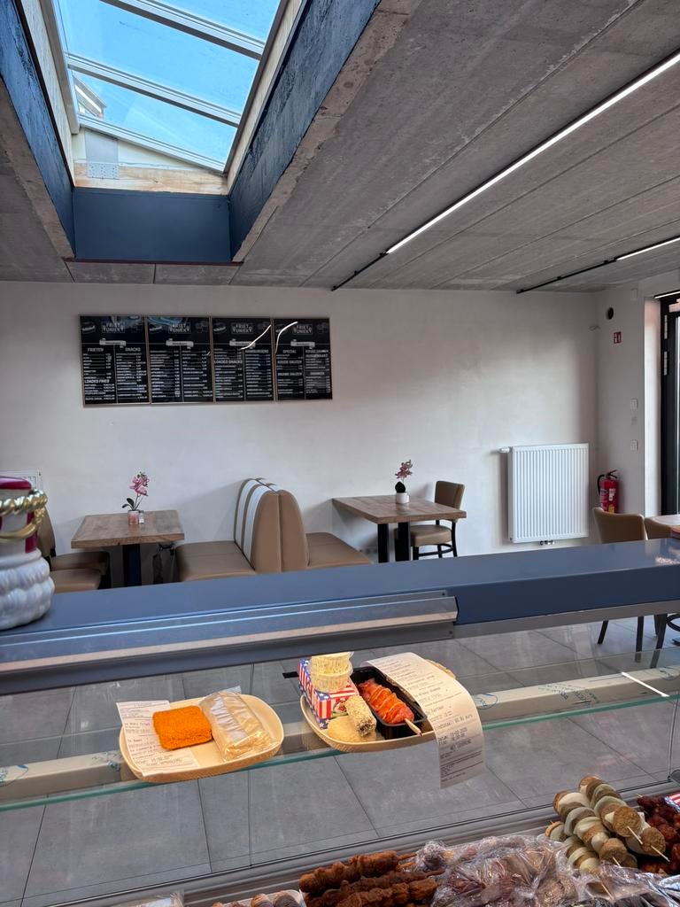 frituur volledig nieuw ingericht over te nemen, Zakelijke goederen