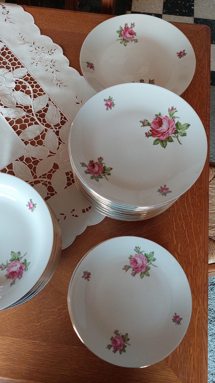 Servies KAHLA porcelein - roos, Antiek en Kunst, Ophalen