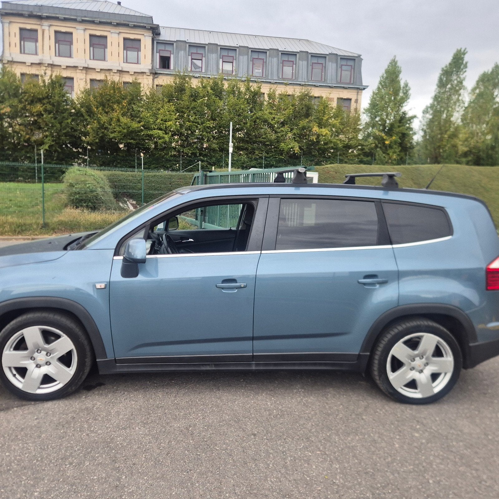 Chevrolet Orlando 2.0 Diesel – Automatique – 7 places--, Autos, Euro 5, Achat, Ordinateur de bord, 7 places