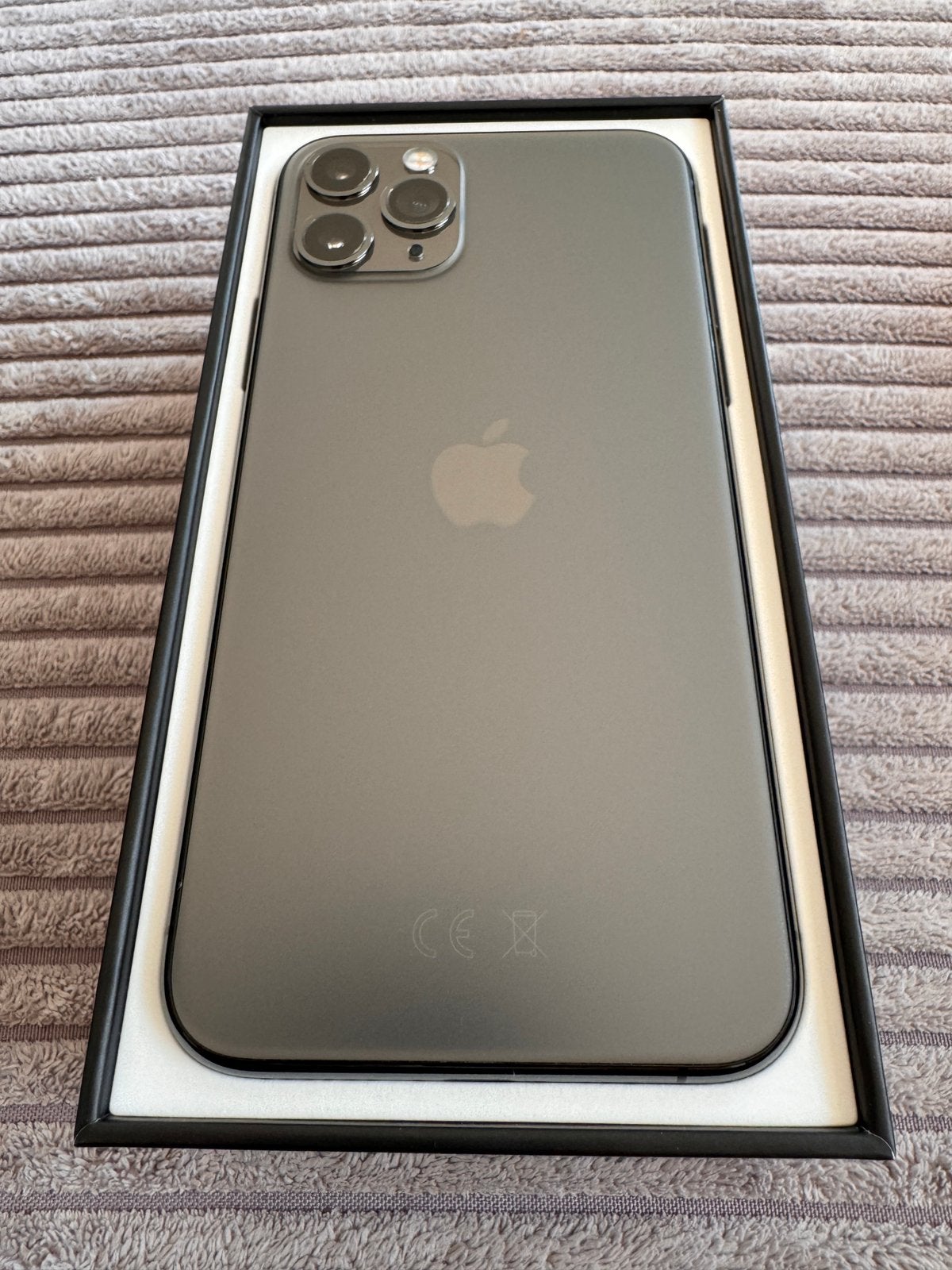 iPhone 11 Pro/ Space Gray/ 256GB, 256 GB, Enlèvement ou Envoi, 65 %, IPhone 11