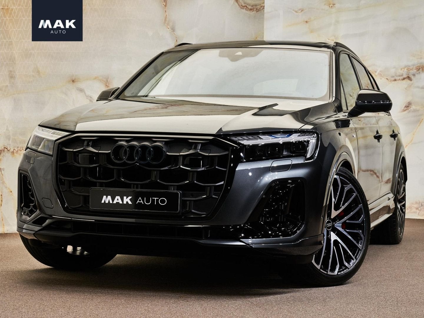 Audi Q7 60 TFSI e Quattro Pro Line S Competition, pano, tr.h, Auto's, Audi, Automaat, Zwart, 26 kWh, Bedrijf