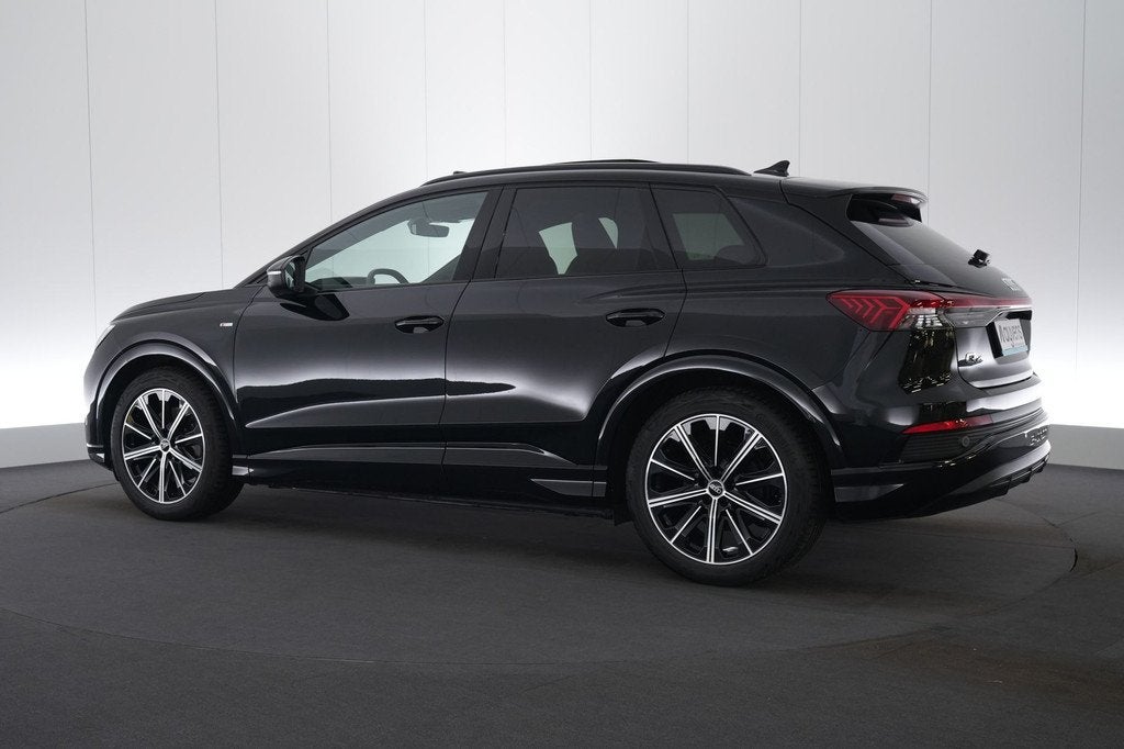 (2BPJ772) AUDI Q4 E-TRON, Autos, Audi, Autres modèles, Achat, Phares entièrement LED, Entreprise