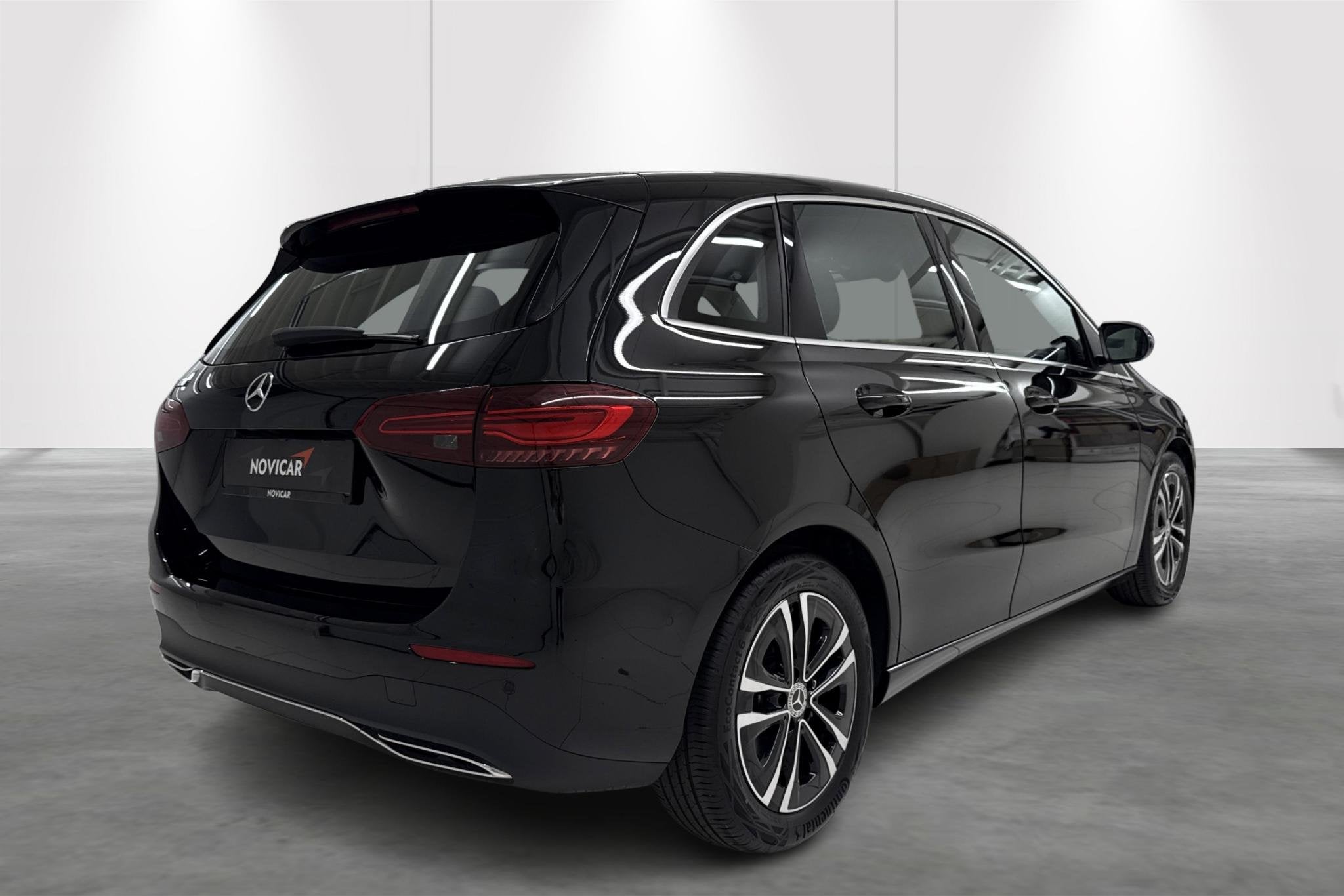 Mercedes-Benz B-Klasse B 180 Business Line (automatique), 100 kW, 700 kg, 5 places, Automatique