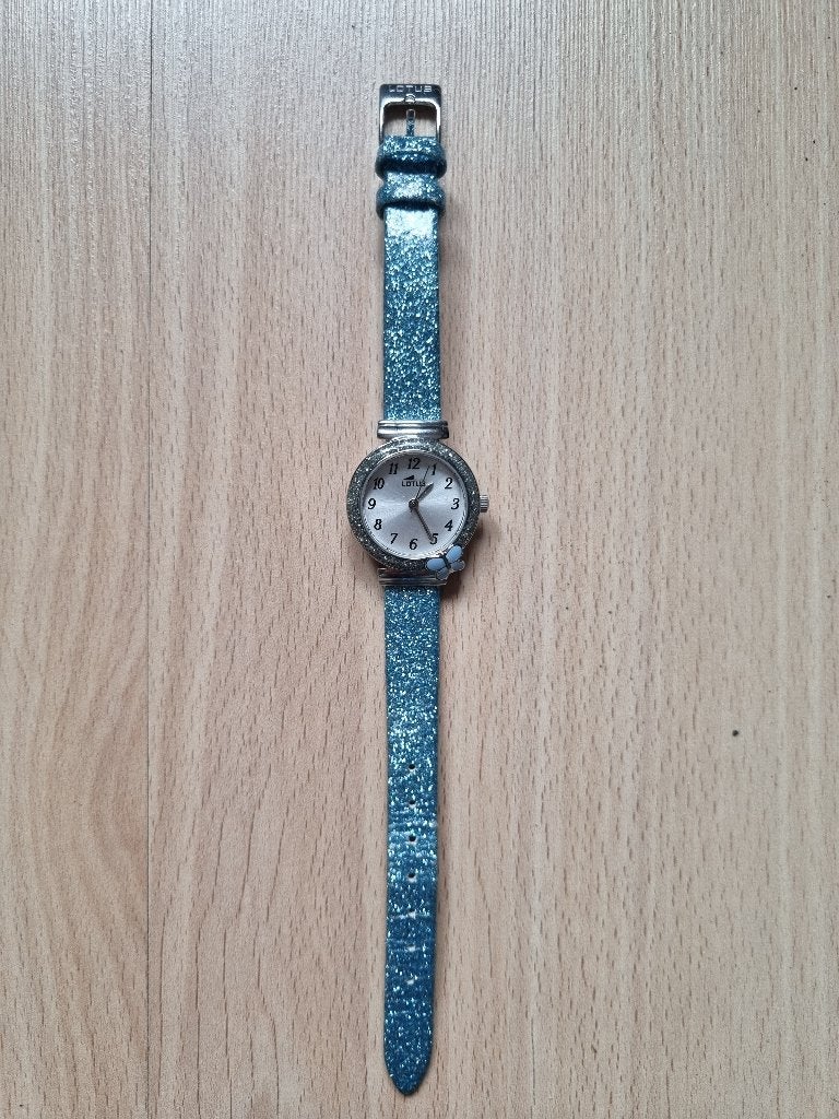 Montre pour enfant - Lotus, Enlèvement ou Envoi, Utilisé, Bleu, Fille