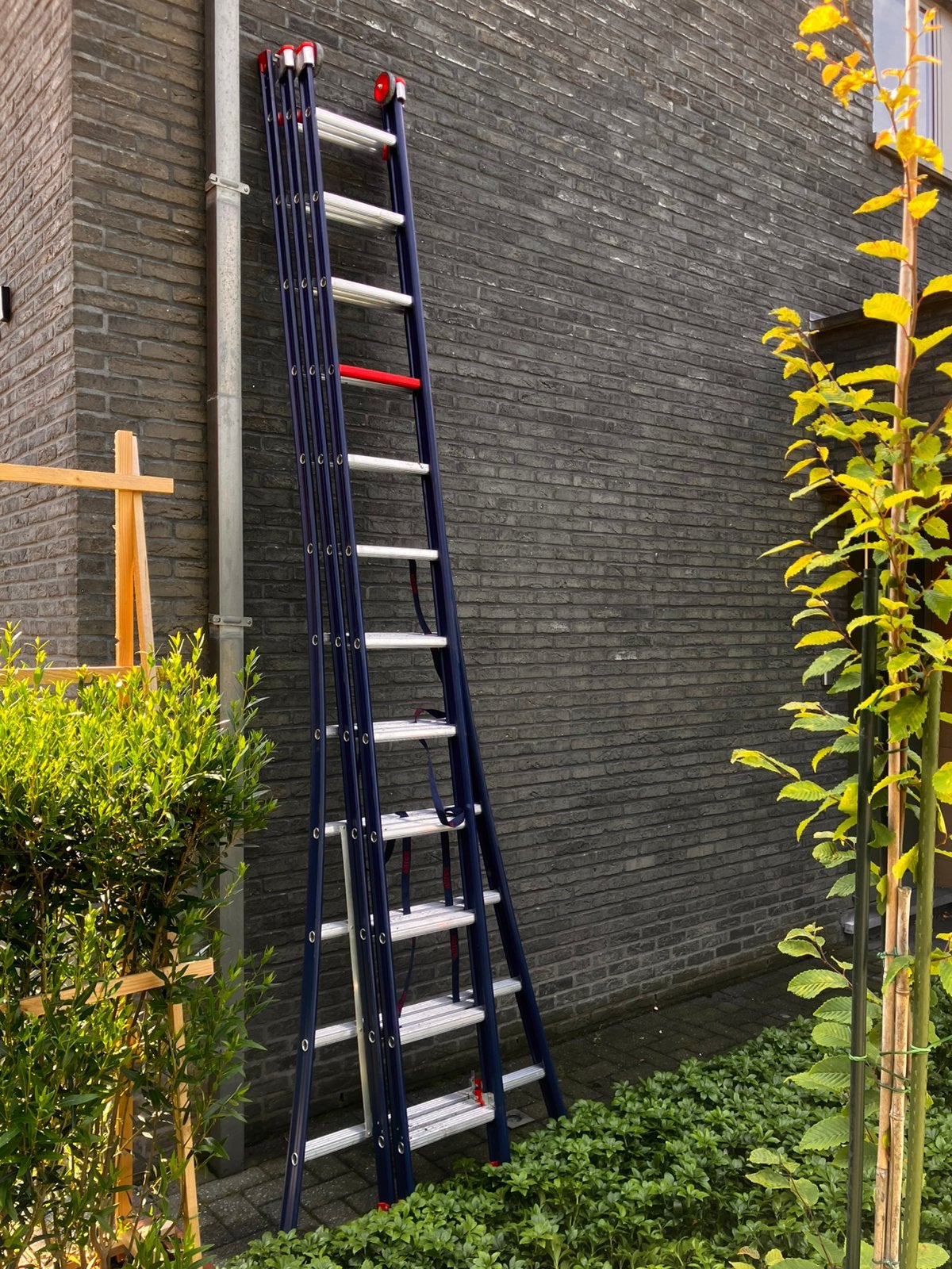Altrex 3-delige reformladder 3x12 sporten, Doe-het-zelf en Bouw, Ladders en Trappen, Ophalen, Zo goed als nieuw
