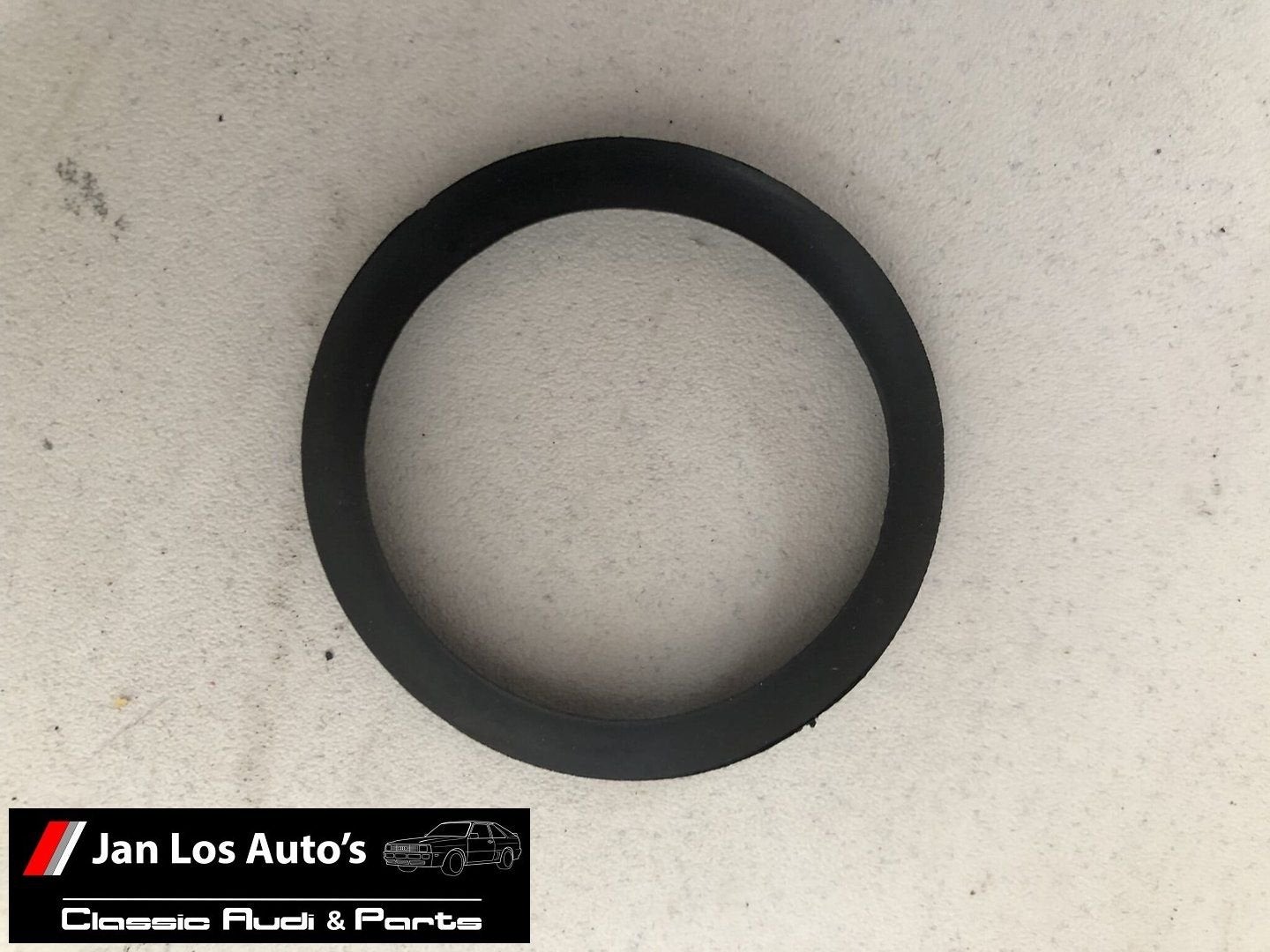 Kofferklep slot rubber Audi 100 80 B2 16182527, -, Audi, Utilisé, -
