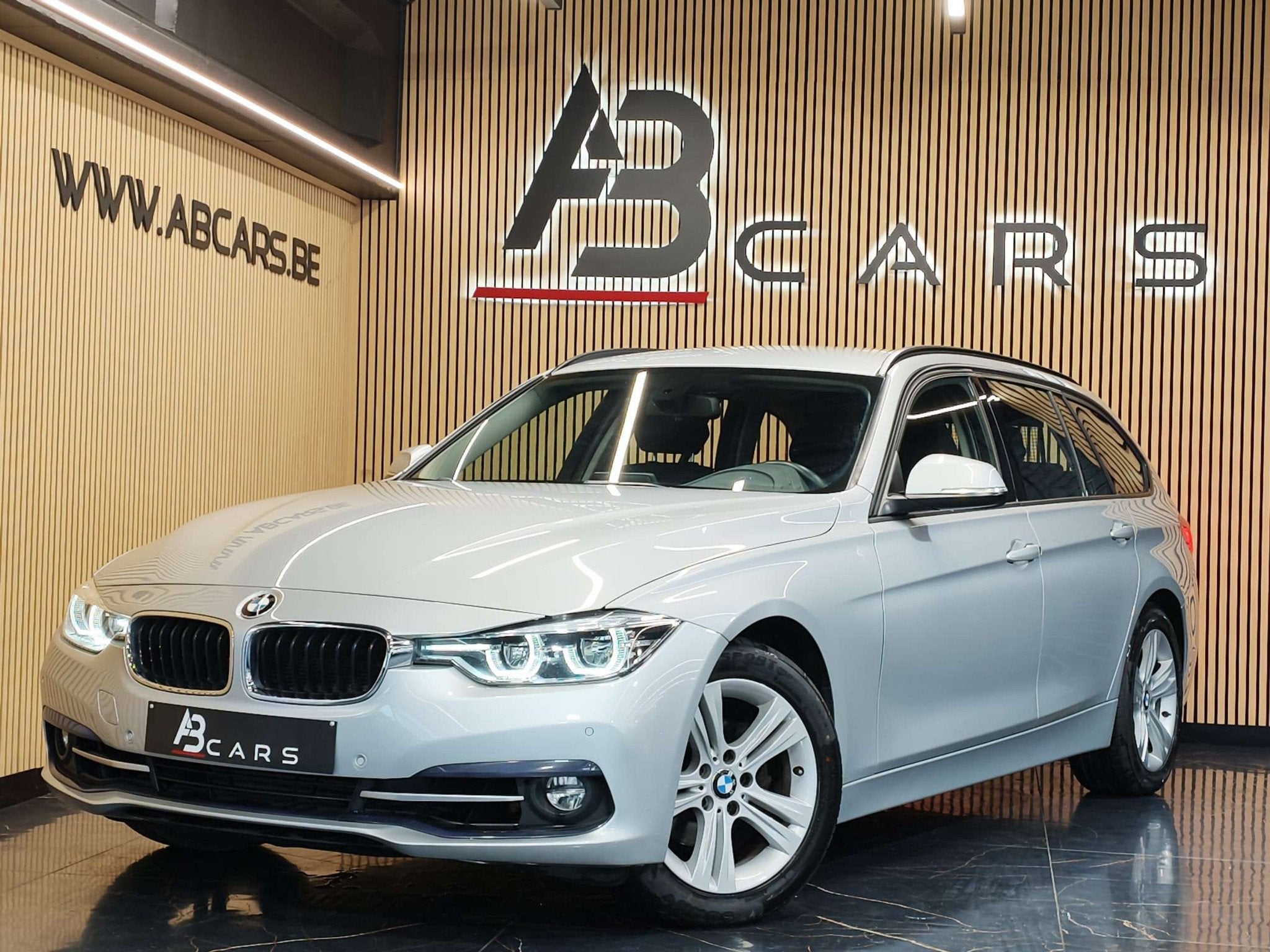 BMW 3 Serie 318 318IA PACK SPORT * GARANTIE 12 MOIS *, Autos : Divers, Argent ou Gris, Break, Automatique, 1499 cm³