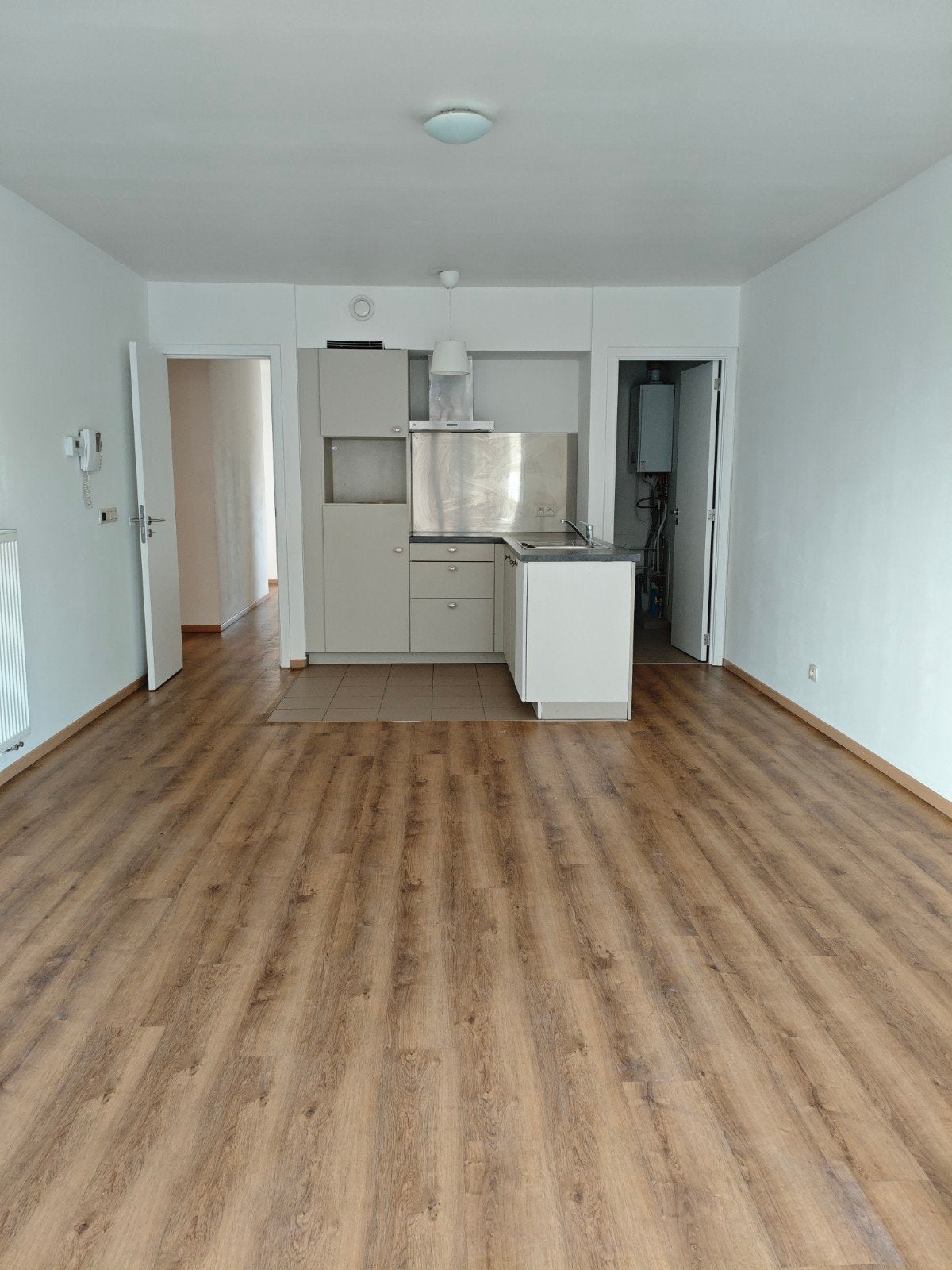 te huur 3 slaapkamer appartement in 2060 antwerpen