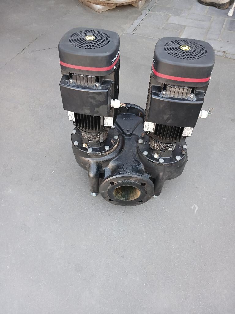 Circulateur grundfoss TPD 100-120, Enlèvement, Comme neuf, Autres types