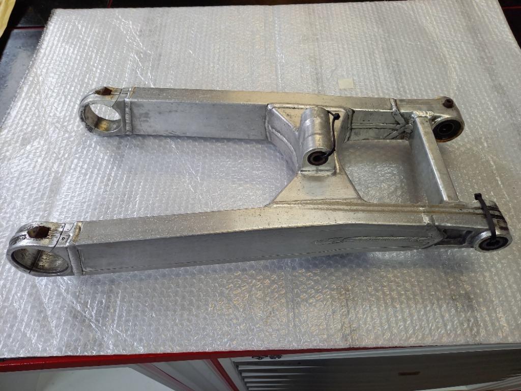 BRAS OSCILLANT DUCATI PASO 750-906, Motos, Enlèvement ou Envoi