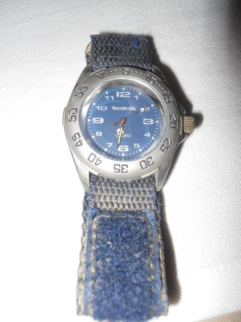 Heren horloge monroe collector item, Handtassen en Accessoires, Horloges | Heren, Gebruikt, Staal, Polshorloge, Kunststof