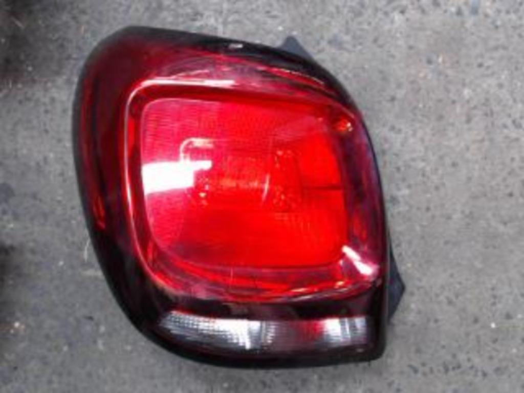 Feu arrière gauche Citroen C1 05-2014 LP/14346, Autos : Pièces & Accessoires, Éclairage, Enlèvement ou Envoi, Utilisé