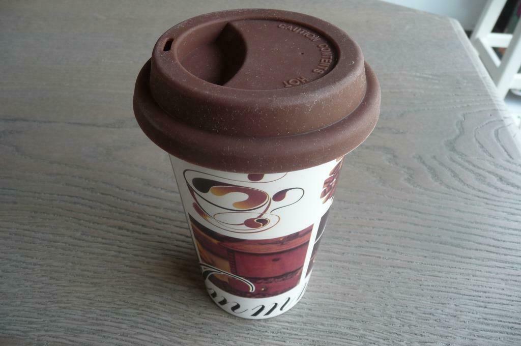 Koffiemok steen met deksel meeneembaar, Enlèvement ou Envoi, Comme neuf, Tasse(s) et/ou soucoupe(s)