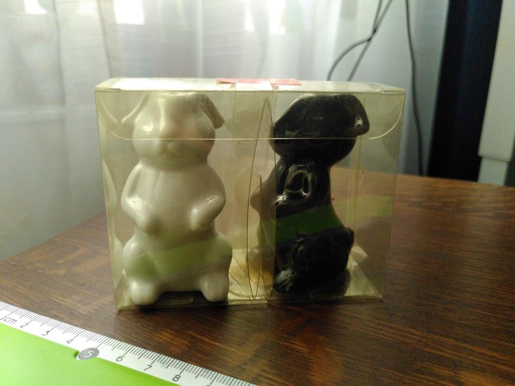 Nouvelles salières et poivrières: lapins, Enlèvement, Neuf, Porcelaine