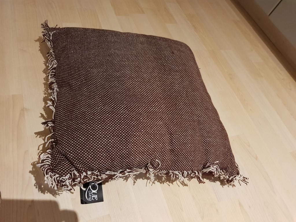 Kussen Estelle je 45x45 cm mahonie bruin, Ophalen, Nieuw, Bruin
