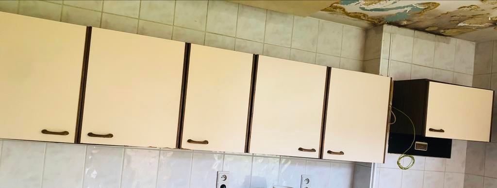 Rij van 4 keukenwandkasten. 3 meter., Huis en Inrichting, Kasten | Wandmeubels, Gebruikt, Minder dan 100 cm, Minder dan 150 cm