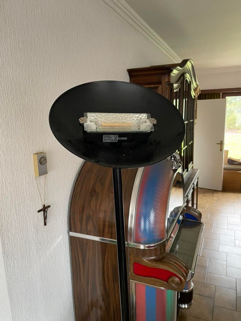 Staande lamp met LED lamp t.w.v. 40€, Huis en Inrichting, Ophalen, Zo goed als nieuw