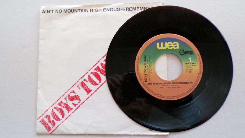 BOYS TOWN GANG - Ain't no mountain high enough (45t), Ophalen of Verzenden, Zo goed als nieuw, Pop