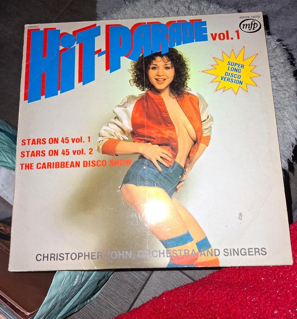 33t hit parade vol.1