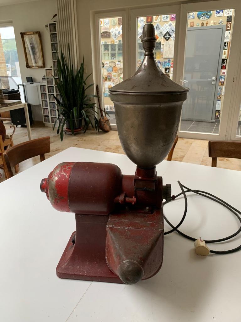 Moulin à café Old Grinder/Dayton, Enlèvement