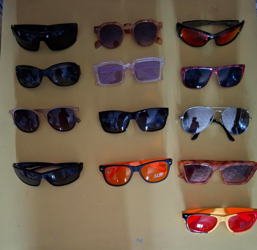 COLLECTIE RETRO ZONNEBRILLEN TE KOOP, Handtassen en Accessoires, Overige merken, Gebruikt, Zonnebril, Overige kleuren