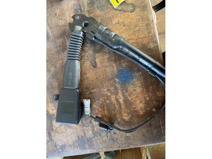Gordelspanner links van een BMW X1, Ophalen of Verzenden, 3 maanden garantie, Gebruikt, BMW