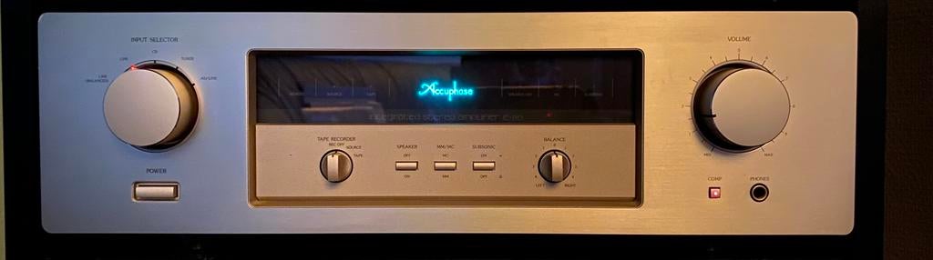 Accuphase E-210 A, Overige merken, Ophalen of Verzenden, Zo goed als nieuw, 120 watt of meer