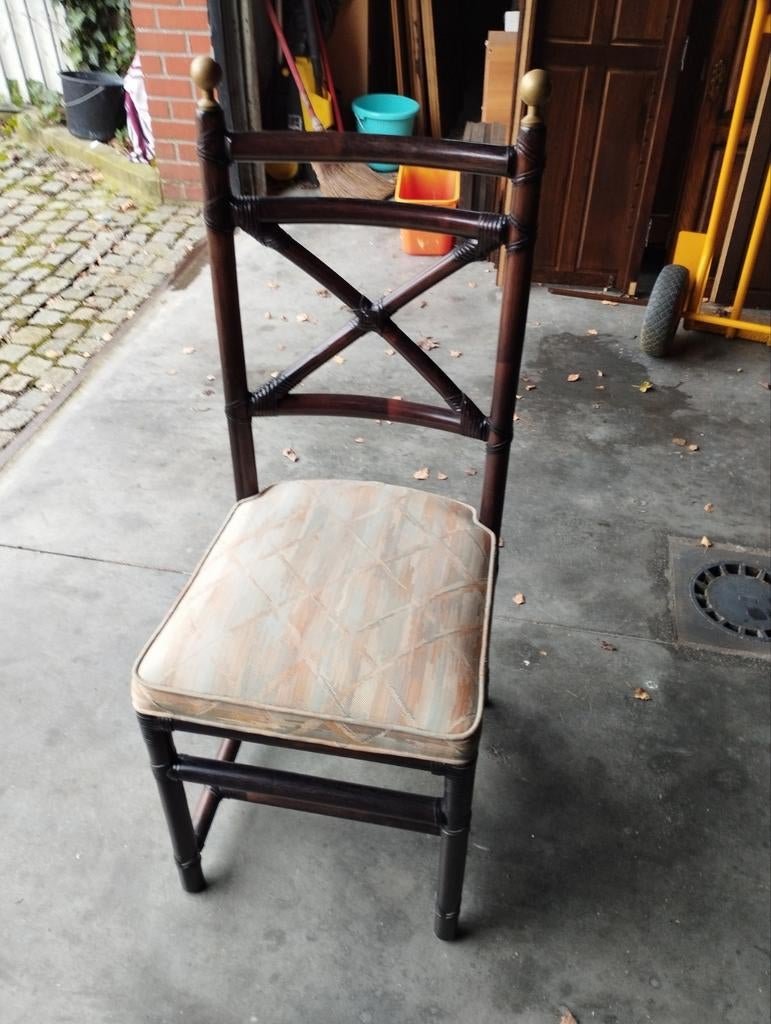 stoelen, Enlèvement