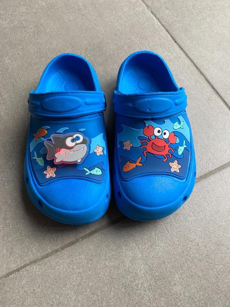 Crocs blauw Sealife met lichtje - maat 26 - perfecte staat, Ophalen, Jongen of Meisje, Overige typen, Zo goed als nieuw