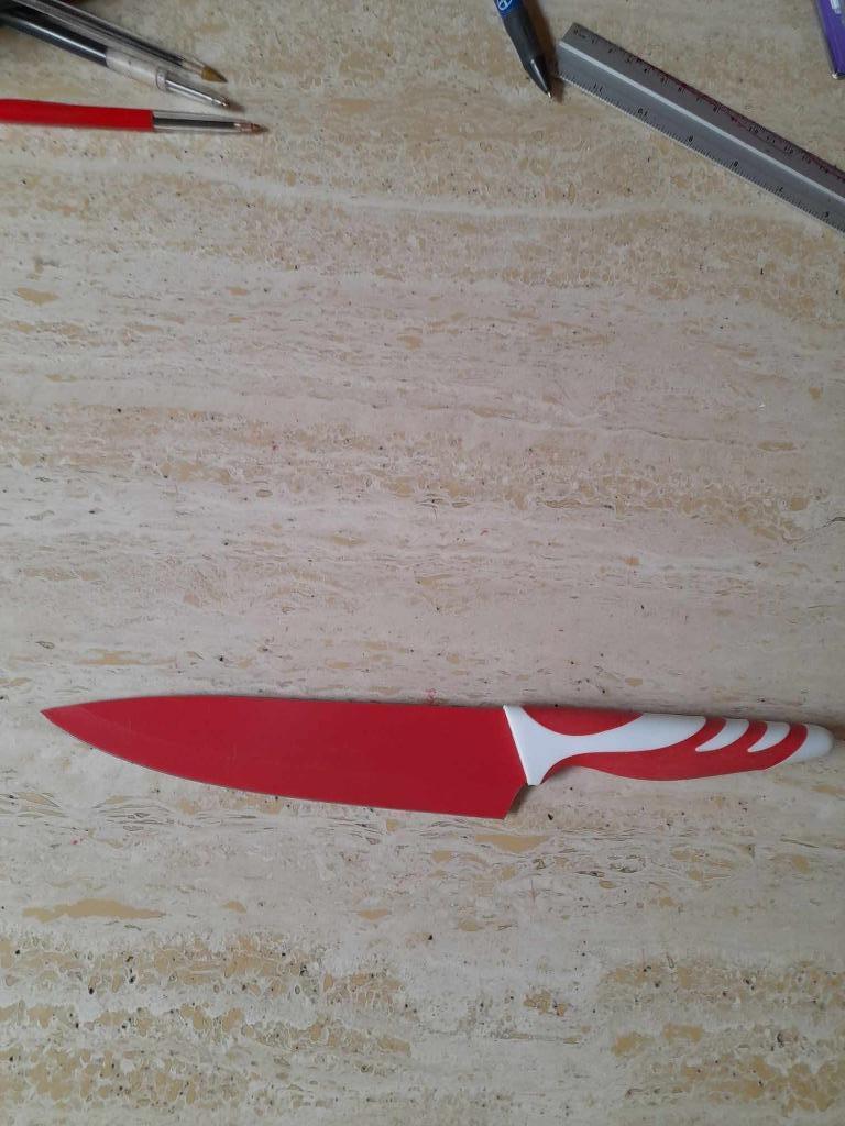 Couteau de chef blanc rouge 20 cm tranchant, Résiste au lave-vaisselle, Couverts en vrac, Enlèvement ou Envoi, Utilisé