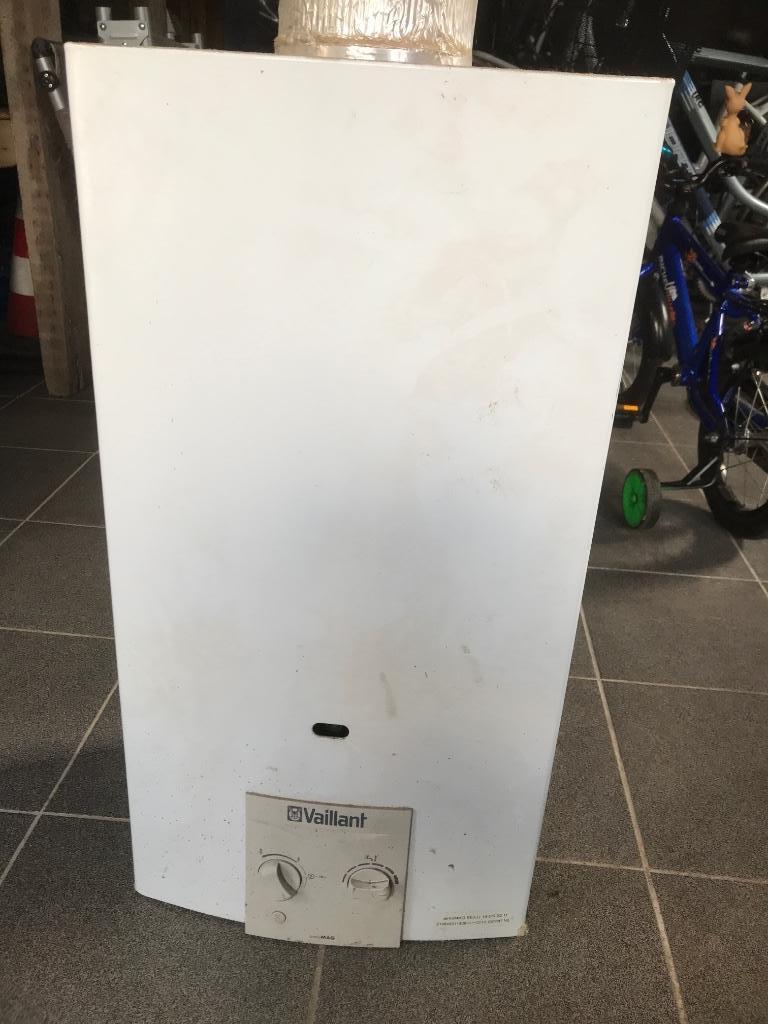Doorstroomboiler Vaillant, Doe-het-zelf en Bouw, Chauffageketels en Boilers, Ophalen, Gebruikt, Aardgas, Boiler
