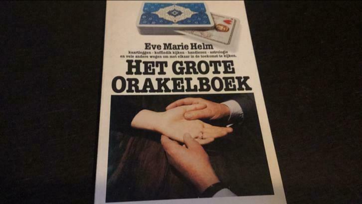 Het grote orakel boek […], Boeken, Ophalen, Gelezen