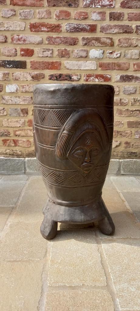 Djembe, Enlèvement, Utilisé