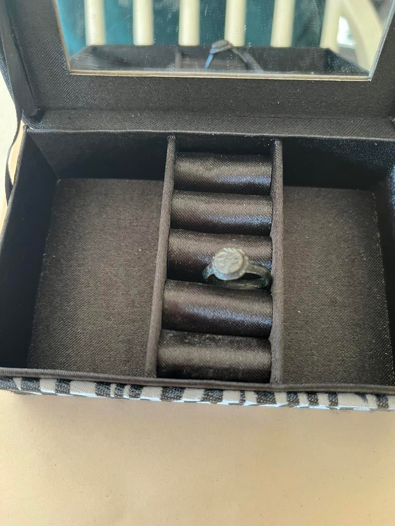 Antieke ring ( lot 5 ), Antiek en Kunst, Ophalen of Verzenden, Brons