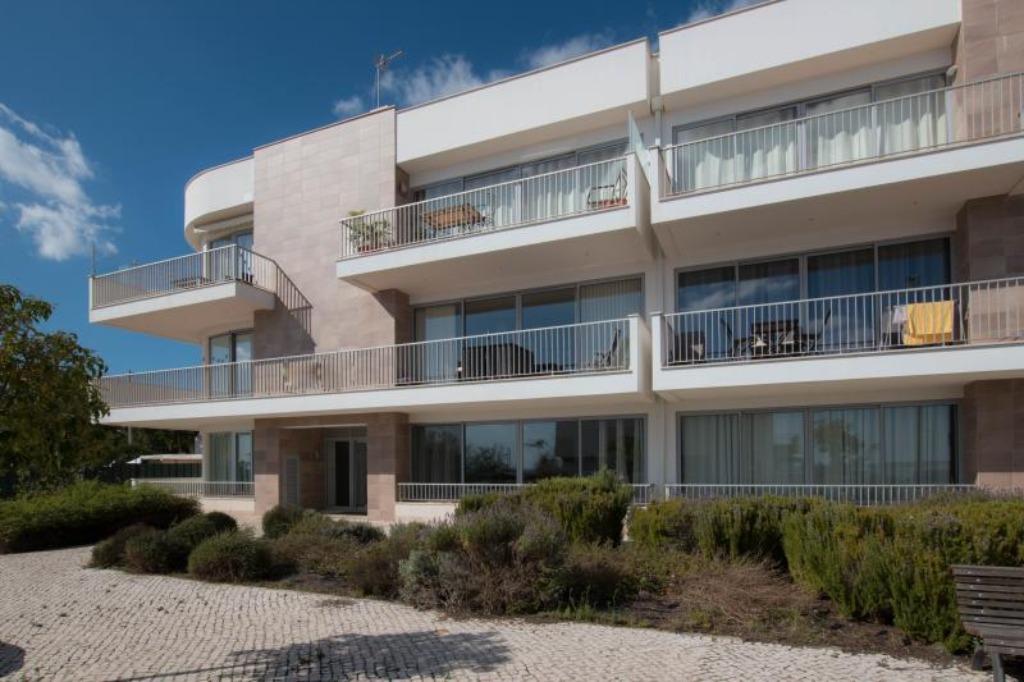 Gelijkvloers appartement met tuin+terras in Fuseta, Algarve, Vakantie, Dorp, 2 slaapkamers, Algarve, Wasmachine