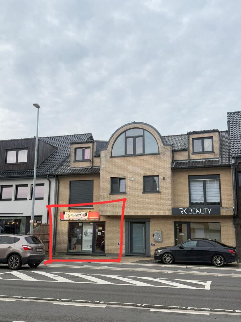 HANDELSPAND MET KOER TE HUUR -  HEUSDEN 3550, Zakelijke goederen, 66 m², Huur, Kantoorruimte