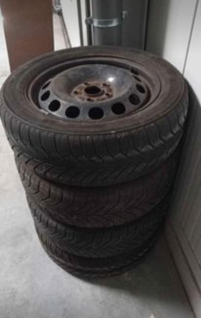 audi velgen met winterbanden, Auto-onderdelen, Ophalen of Verzenden, Winterbanden, Velg(en)