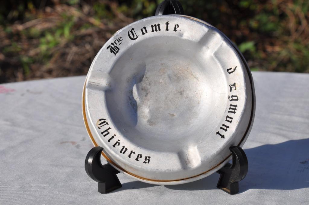 §cendrier  metal brasserie comte egmont chievres argenté(2), Collections, Enlèvement ou Envoi, Utilisé, Autres types, Autres marques